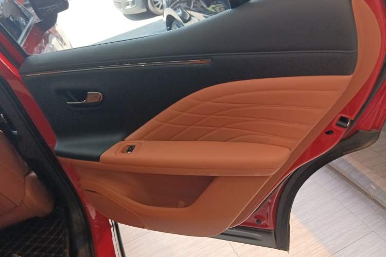 Used AION V 2024 Aion Tyrannosaurus 650 LiDAR Edition