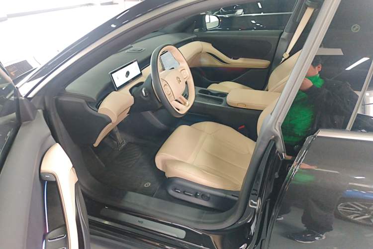 Used Nio ET5T 2024 75kWh Touring Driver Seat