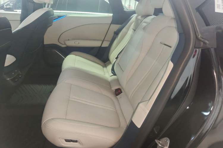 Used Zeekr 007 2024 Rear-Drive Intelligent Driving Version 100 kWh
