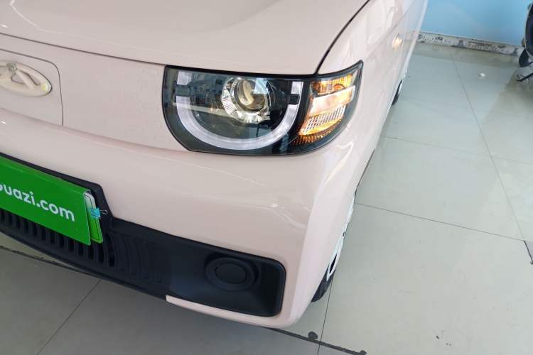 Used Chery QQ Ice Cream 2022 170km Sundae Phosphate Lithium-Ion
