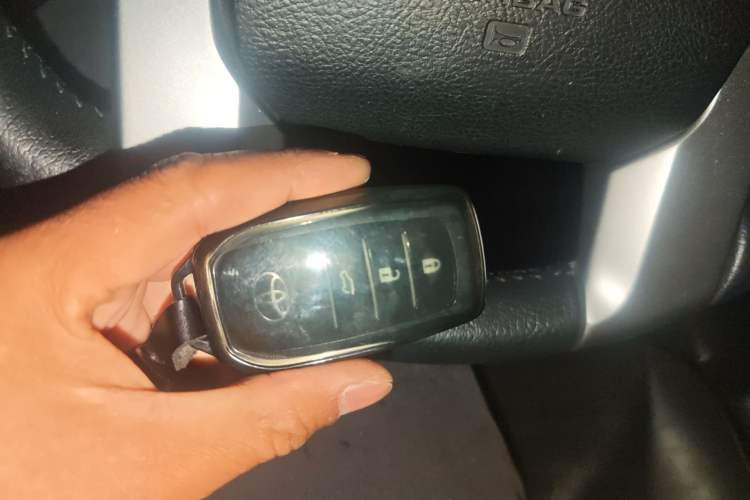 Used Toyota Prado 2016 2.7L Automatic Luxury Edition
