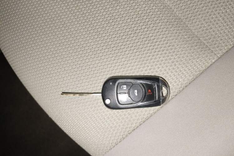 Used Nissan Sunny 2015 1.5XE Manual Comfort Edition
