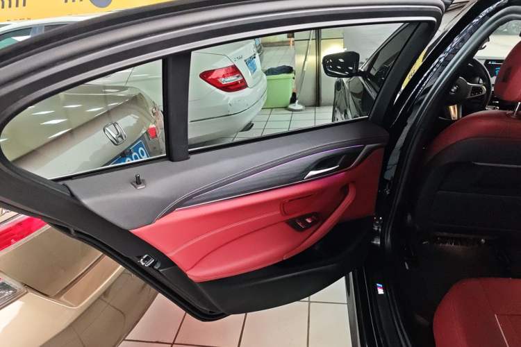 Used BMW 5 Series New Energy 2021 535Le M Sport Package
