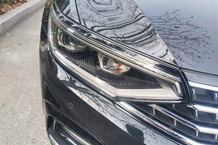 Used Volkswagen Magotan 2023 2 Million Units Commemorative Edition 330TSI DSG Luxury Version
