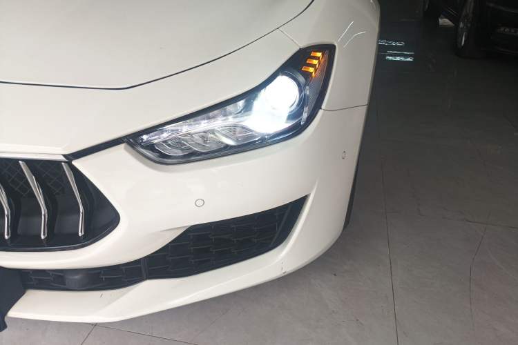 Used Maserati Ghibli 2021 2.0T Sharp Edition