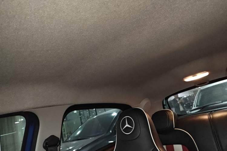 Used smart forfour 2018 1.0L 52 kW Dynamic Edition
