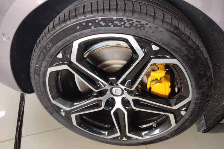 Used Xiaomi Auto SU7 2024 Rear-Drive Ultra-Long Range Advanced Pro-Level Intelligent Driving Version
