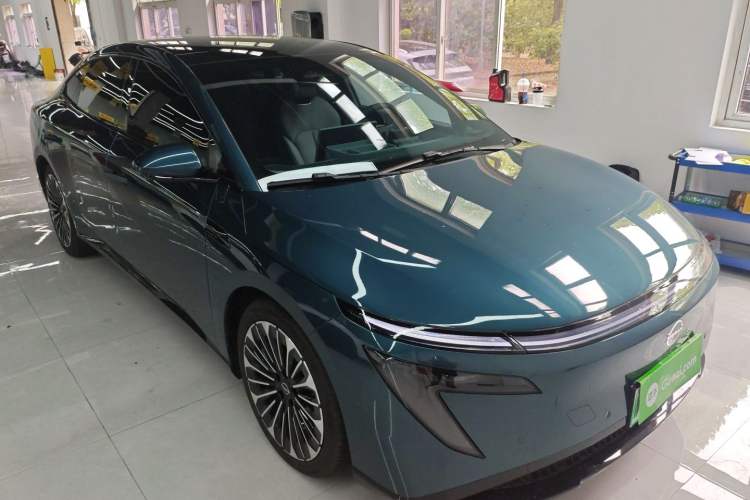 Used Nissan N7 2025 625 Max Front Right 45 Deg