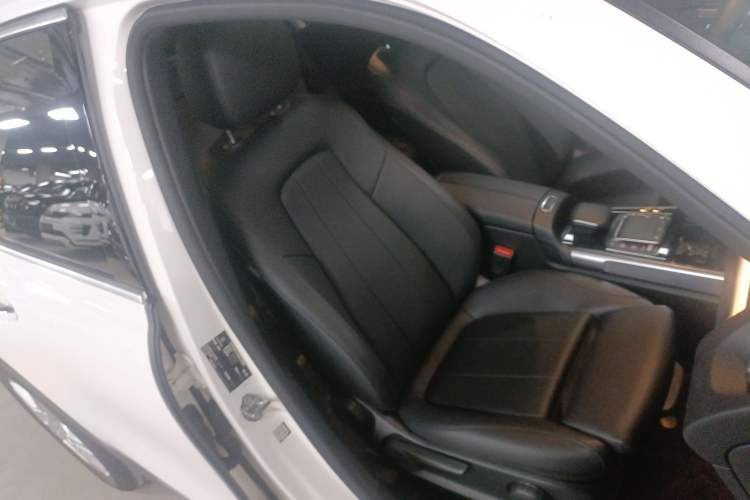 Used Mercedes-Benz GLB 2021 GLB 200 Dynamic Edition
