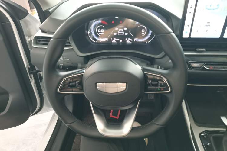 Used Geely Auto Emgrand 2025 4th Generation 1.5L CVT Luxury Version Steering Wheel