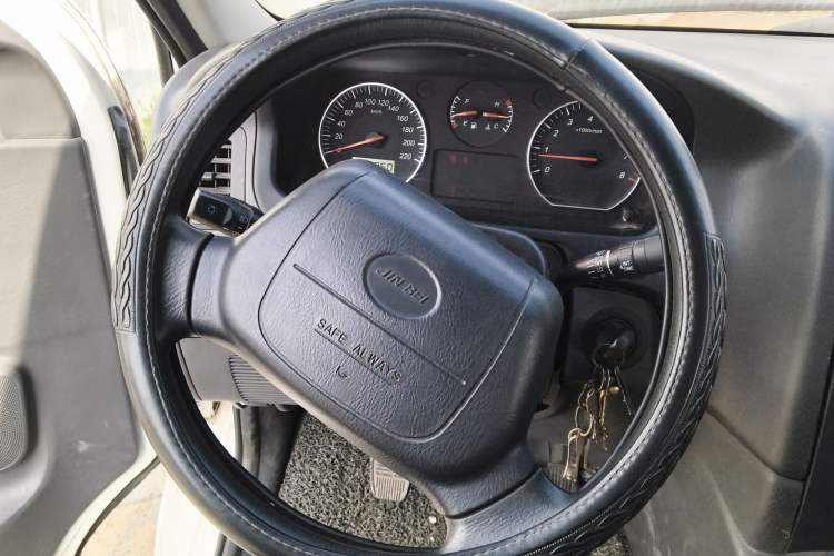 Used Jinbei Express 2018 2.0L Standard Version V19 Steering Wheel