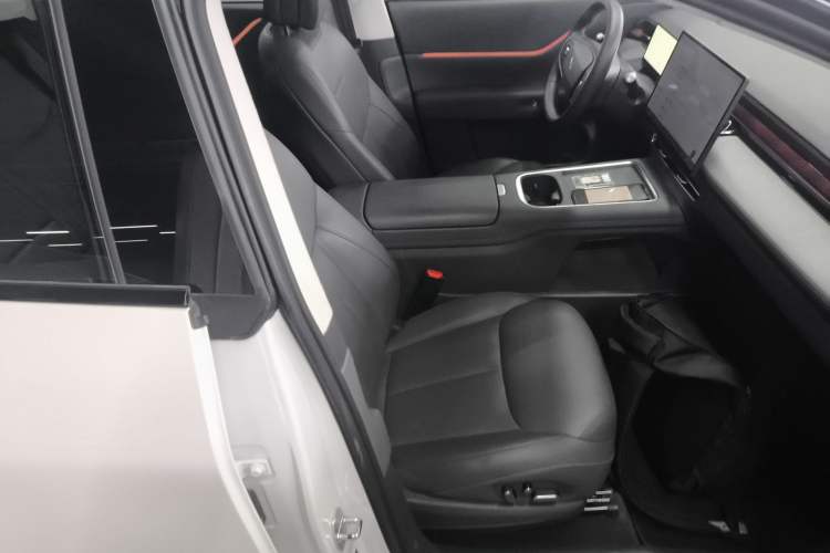 Used XPeng G6 2025 625 Long-Range Max Flagship Edition
