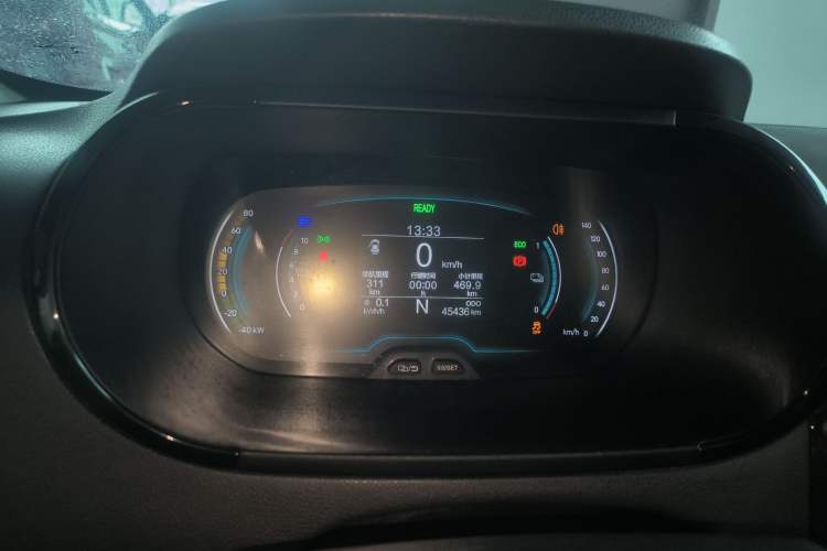 Used Chery QQ Little Ant 2022 Restyled Version Sweet Pink Edition Half-Sugar Version 30.6 kWh 30 kW 301 km Instrument Cluster