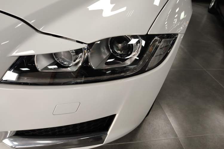 Used Jaguar XFL 2020 XFL 2.0T P200 Two-Wheel-Drive Elite Edition Left Front Headlight