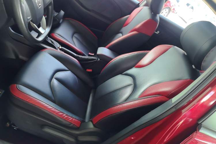 Used Luxgen U5 SUV 2017 1.6L CVT Knight Edition
