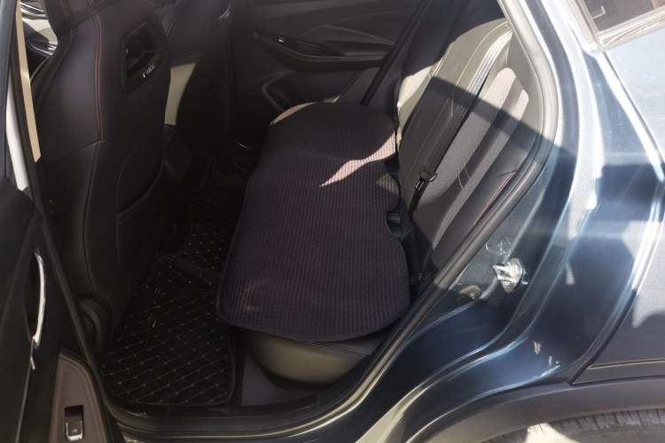 Used CHANGAN OSHAN X5 2023 Enjoy Edition 1.5T DCT Luxury Model Left Rear Seat