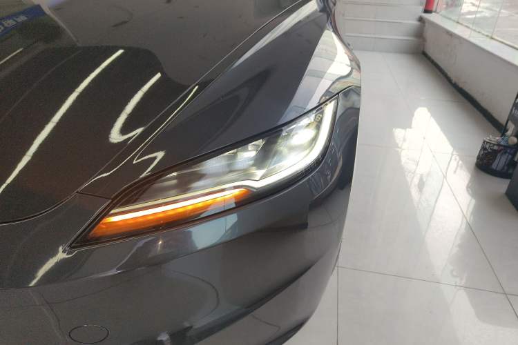 Used Tesla Model 3 2023 Rear-Wheel-Drive Version