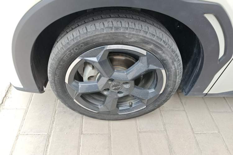 Used BYD Seagull 2023 Free Edition Left Front Wheel Hub