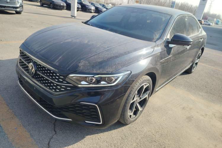 Used Volkswagen Passat 2024 380TSI Starry Luxury Edition