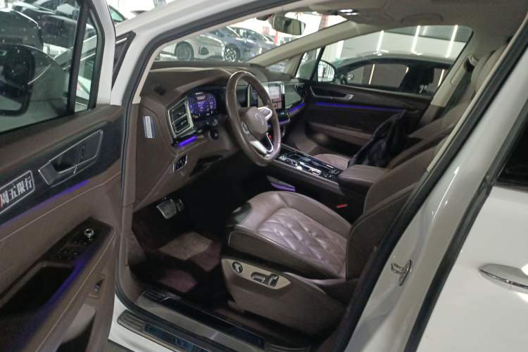 Used Volkswagen Viloran 2022 380TSI Prestige Edition
