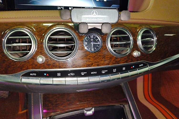 Used Mercedes-Benz S-Class 2017 S 320 L Business Model Audio And AC Panel