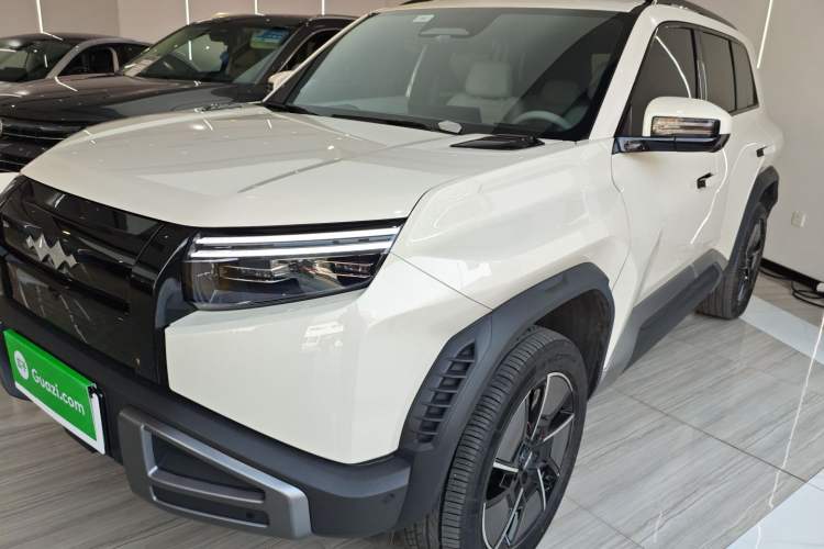 Used Formula Leopard Titanium 3 2025 501KM All-Wheel Drive Intelligent Driving Ultra Version