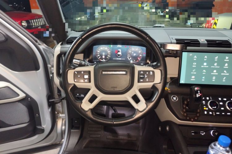 Used Land Rover Defender 2022 110 P400 X-DYNAMIC HSE Steering Wheel