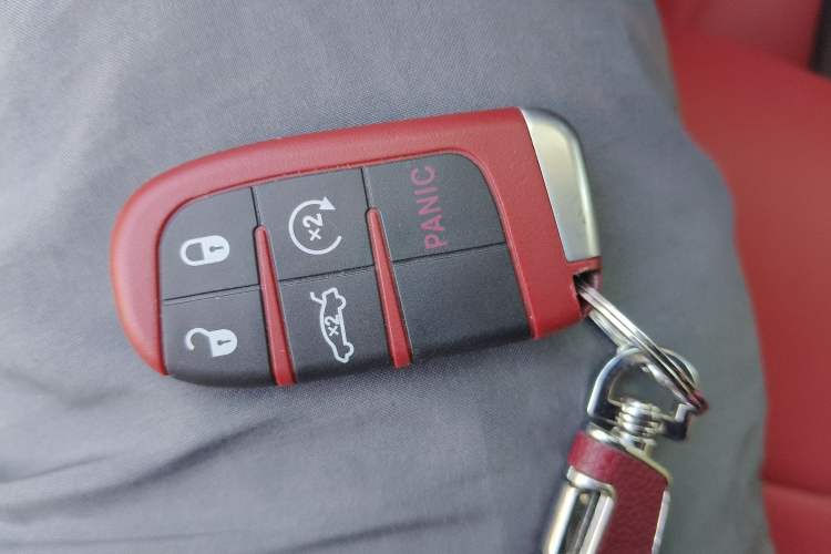 Used Jeep Grand Cherokee 2012 3.6L Flagship Navigation Edition