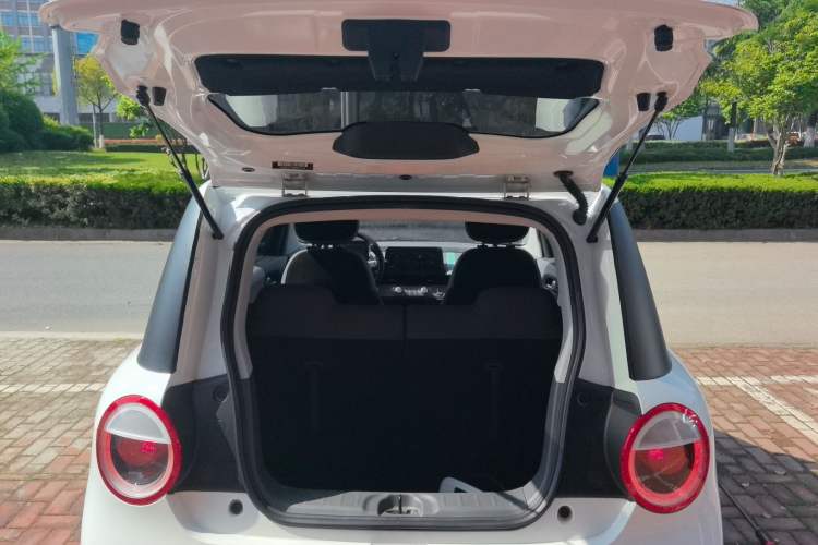 Used CHANGAN NEVO Lumin 2023 205km Xiangqin Version
