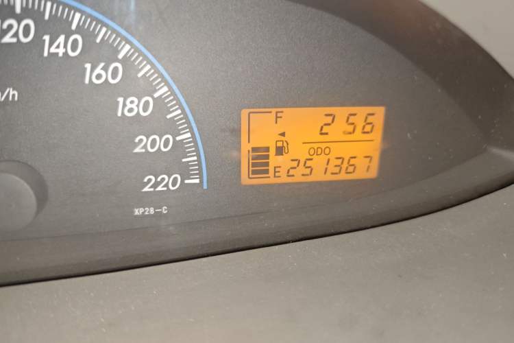 Used Toyota Vios 2011 1.6L GL-i Sunroof Version AT
