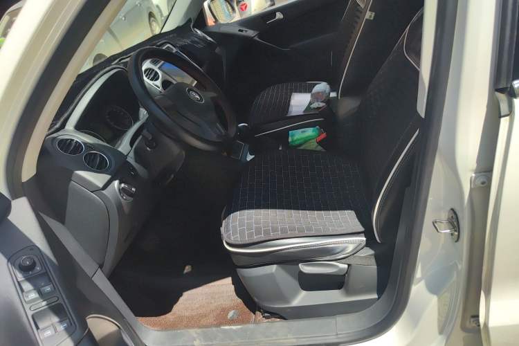 Used Volkswagen Tiguan 2016 280TSI Automatic Two-Wheel-Drive Silk Road Style Edition Left Front Seat