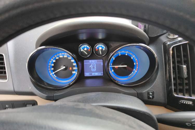 Used Chery E3 2013 1.5L Manual ZhiShang Model