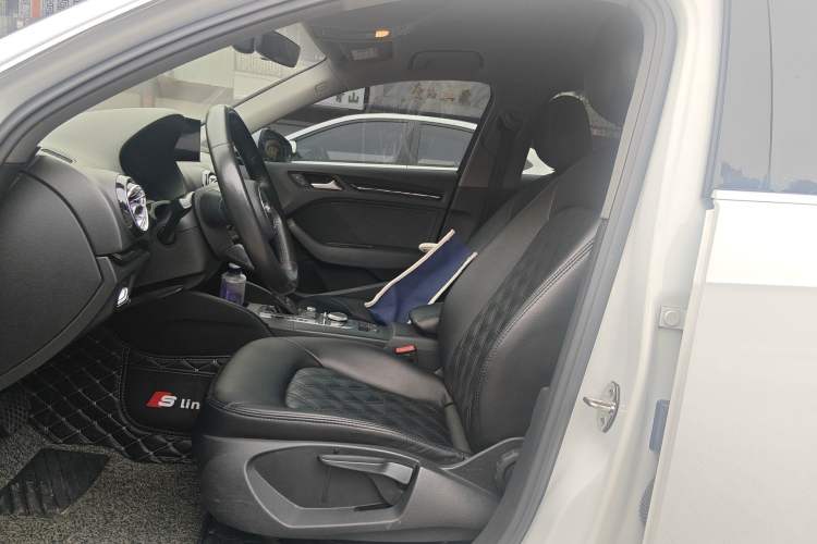 Used Audi A3 2017 Sportback 35 TFSI Ambition Edition
