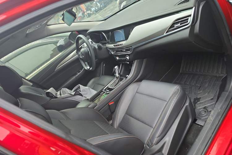 Used CHANGAN Eado 2018 1.6L GDI Automatic Fashion Edition