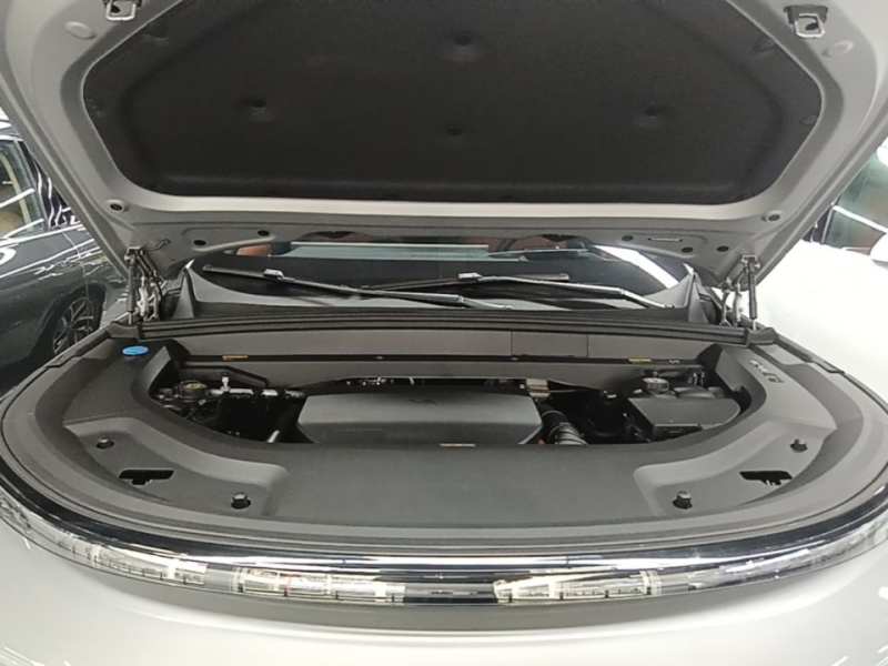 Used Li Auto L9 2024 Ultra Model — 19