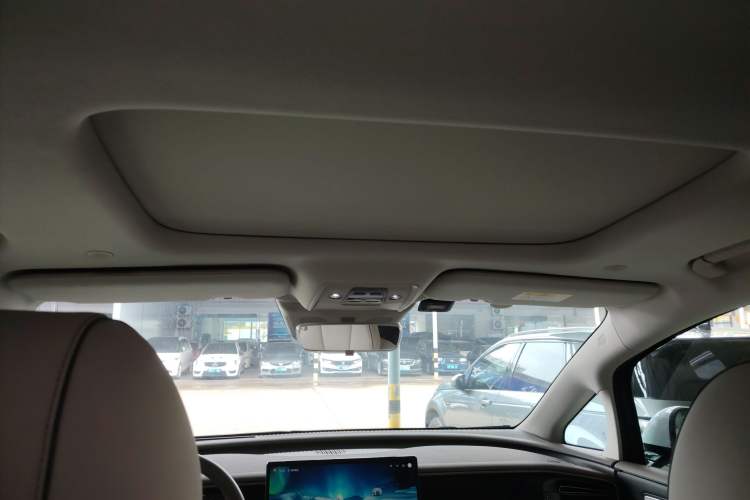 Used Denza D9 2022 DM-i 970 Four-Wheel Drive Prestige Model
