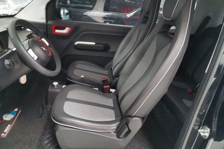 Used Wuling Hongguang MINIEV 2022 GAMEBOY 300km Enthusiast Model with Lithium Iron Phosphate