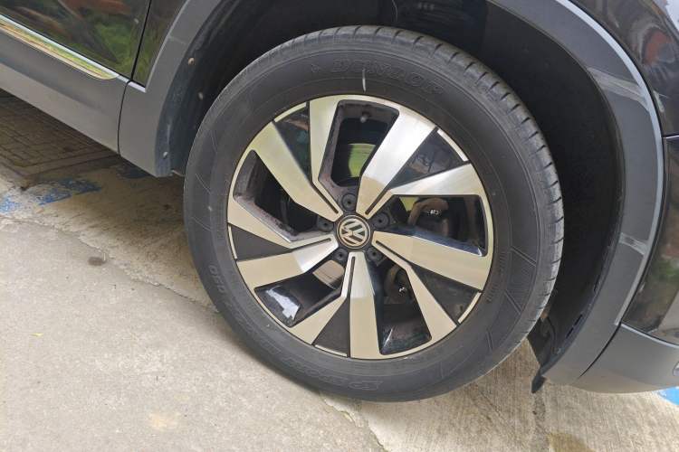 Used Volkswagen Tayron 2020 330TSI Two-Wheel Drive Luxury Smart Connectivity Version