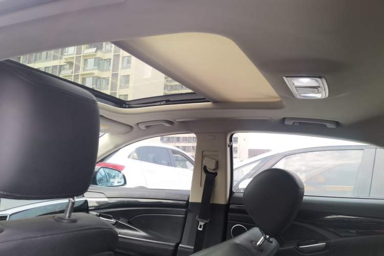 Used Geely Auto Emgrand GT 2016 2.4L Zunya Model Headliner