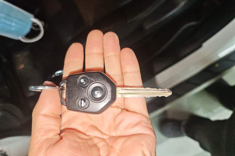 Used Subaru XV 2014 2.0i Elite Edition
