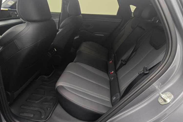 Used BYD Qin L 2025 DM-i Smart Drive 120KM Superior Model