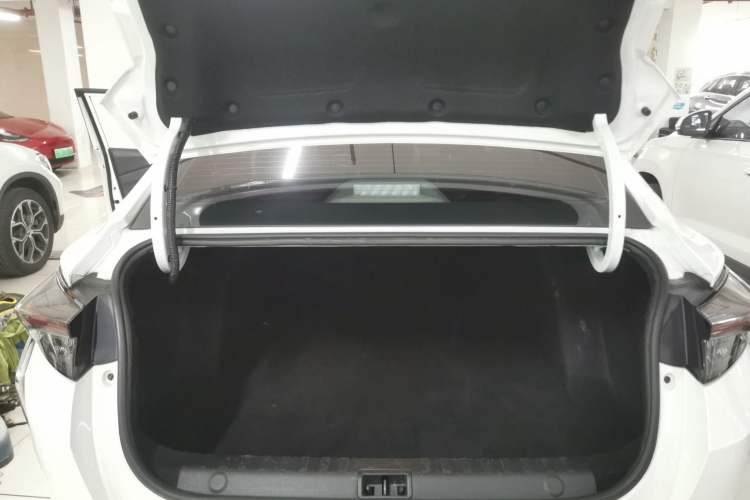 Used Dongfeng Aeolus Yixuan 2020 230T Automatic Dazzle Track Edition