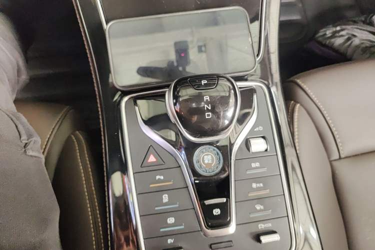 Used BYD Song MAX New Energy 2022 DM-i 105KM Prestige Model Gear Lever