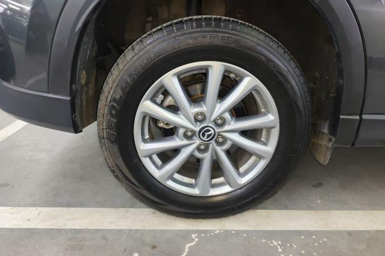 Used Mazda CX-5 2024 2.0L Automatic Two-Wheel Drive ZhiShang Version Right Rear Wheel Hub
