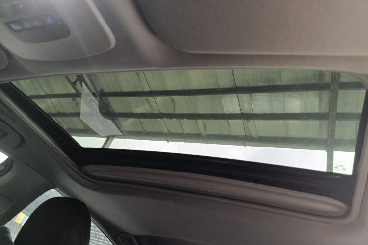 Used Toyota Camry 2021 2.0G Luxury Edition
