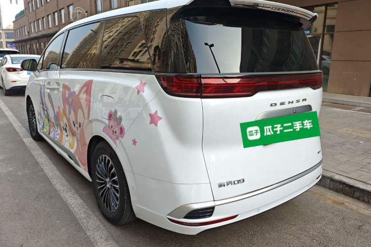 Used Denza D9 2022 DM-i 970 Four-Wheel Drive Flagship Model