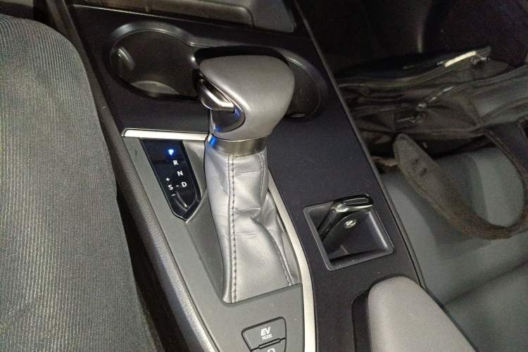 Used Lexus UX 2022 260h Explore-Edition