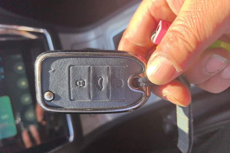 Used Roewe RX5 2016 30T Two-Wheel Drive Automatic Internet Smart Edition