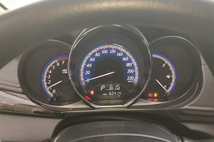 Used Toyota YARiS L Zhi Xuan 2016 Revised Version 1.5G CVT with Dynamic Sunroof