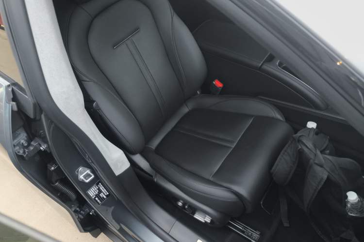 Used Zeekr 007 2024 Rear-Drive Enhanced Version 75 kWh Right Front Seat